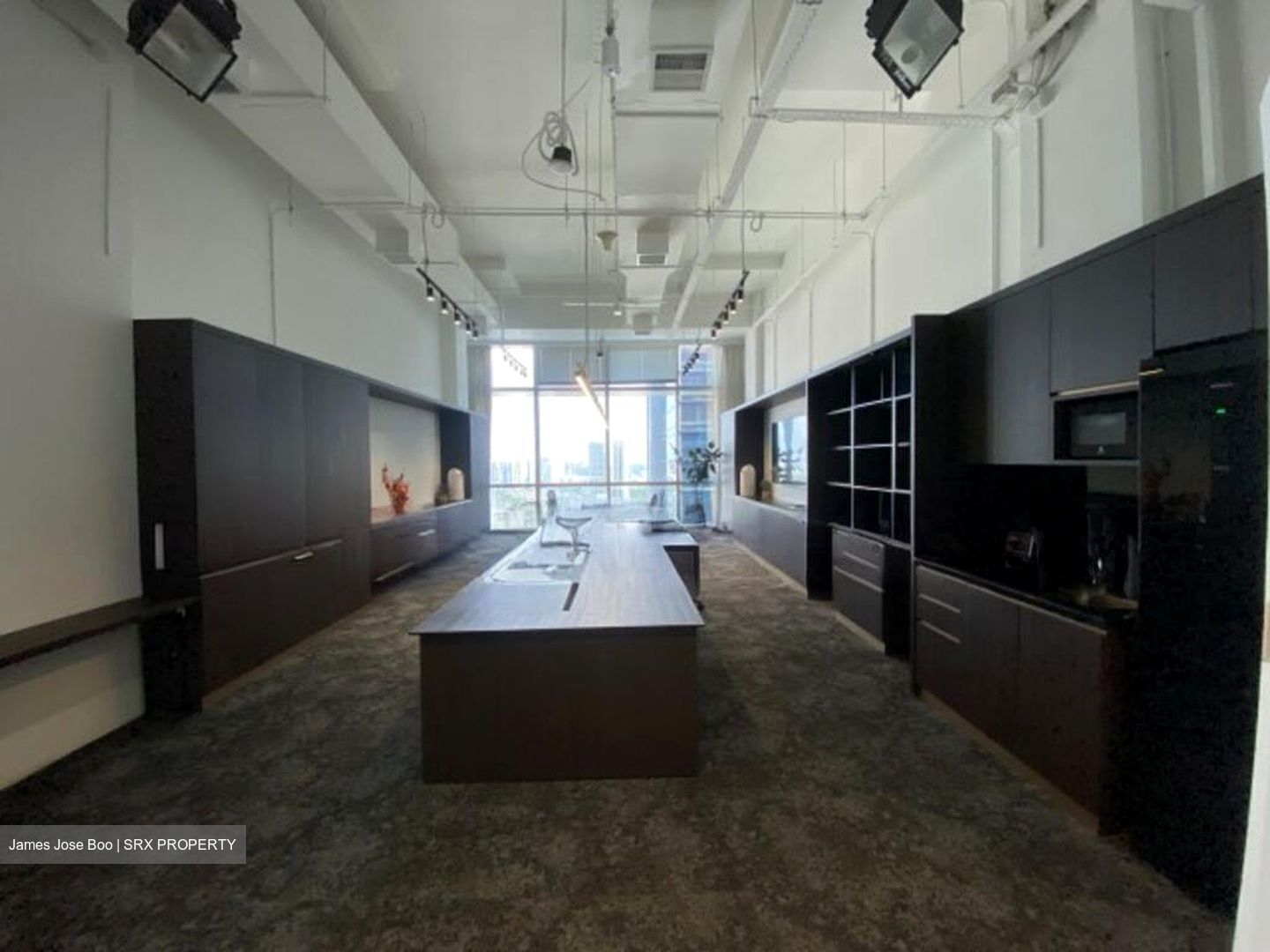 Sbf Center (D1), Office #504158021